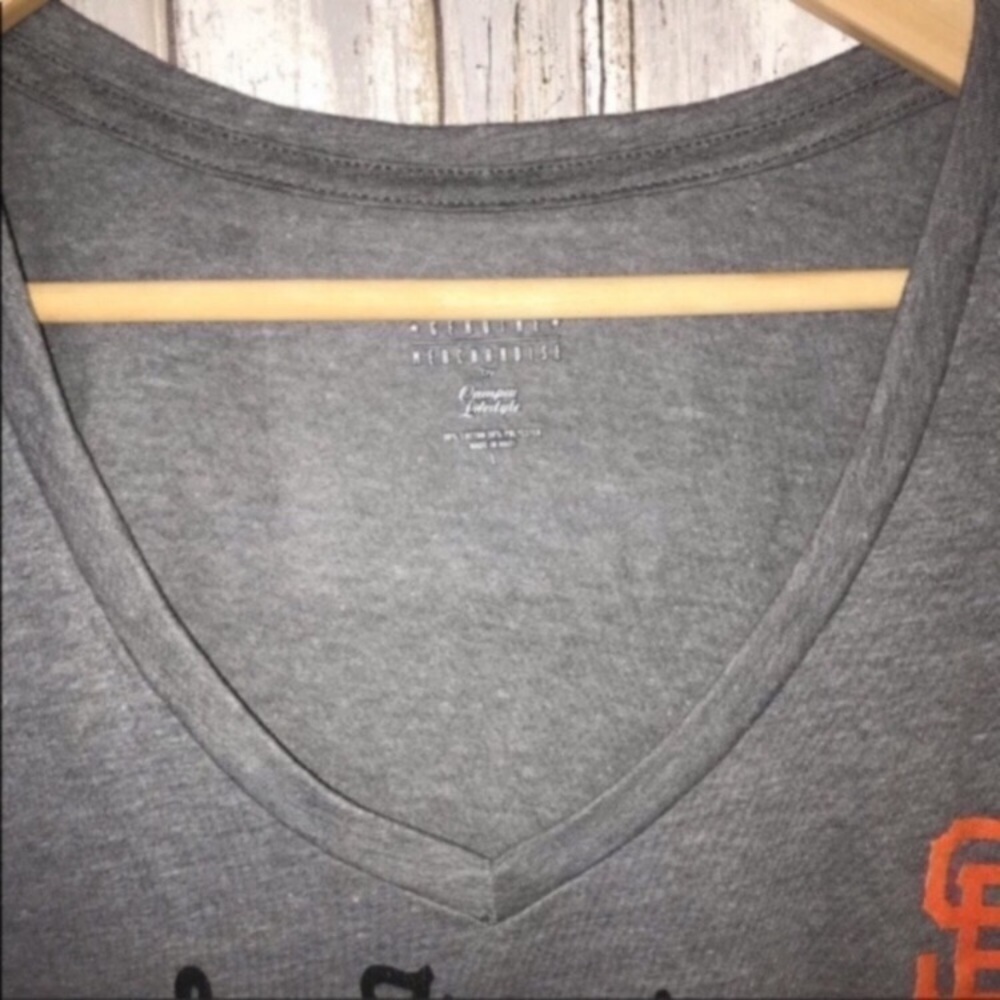 NWT San Francisco Giants Women’s Large MLB Tee Gray Baseball Shirt - Picture 2 of 5